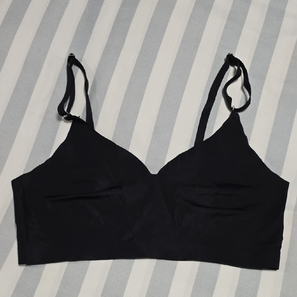None Other - Sleek Black Women's Invisible Bra